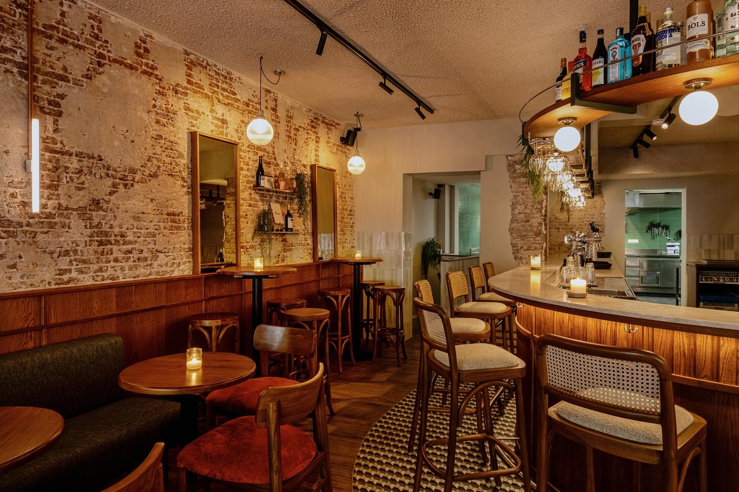 no-nonsense-restaurant-bar-amsterdam_3
