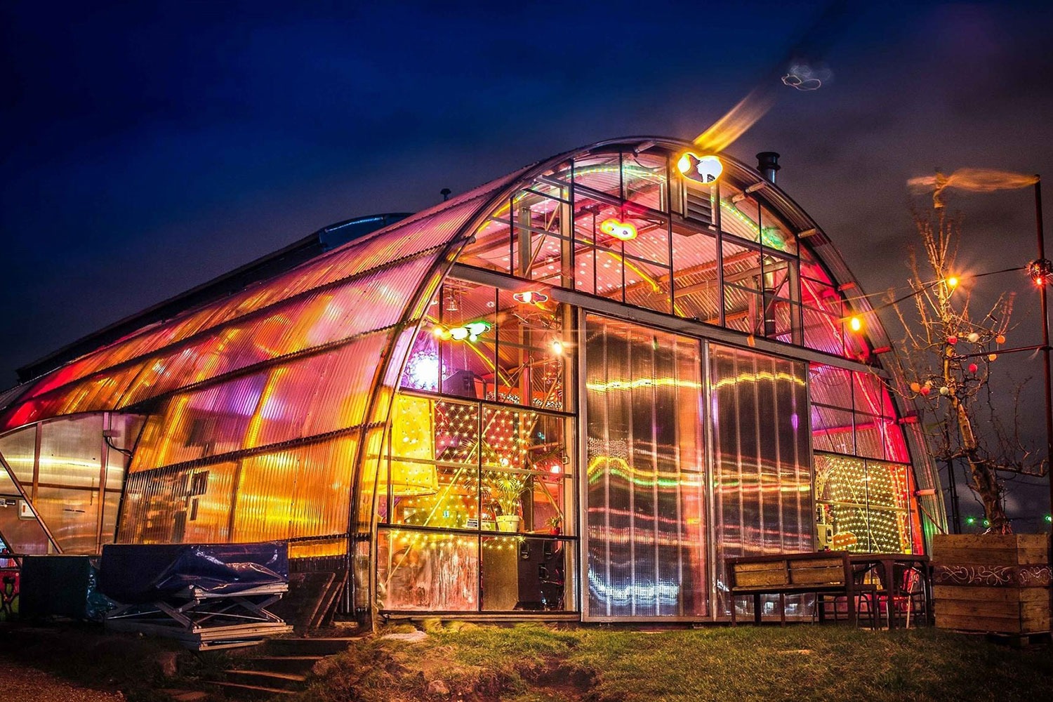 noorderlicht-cafe-amsterdam noorderlicht-cafe-amsterdam