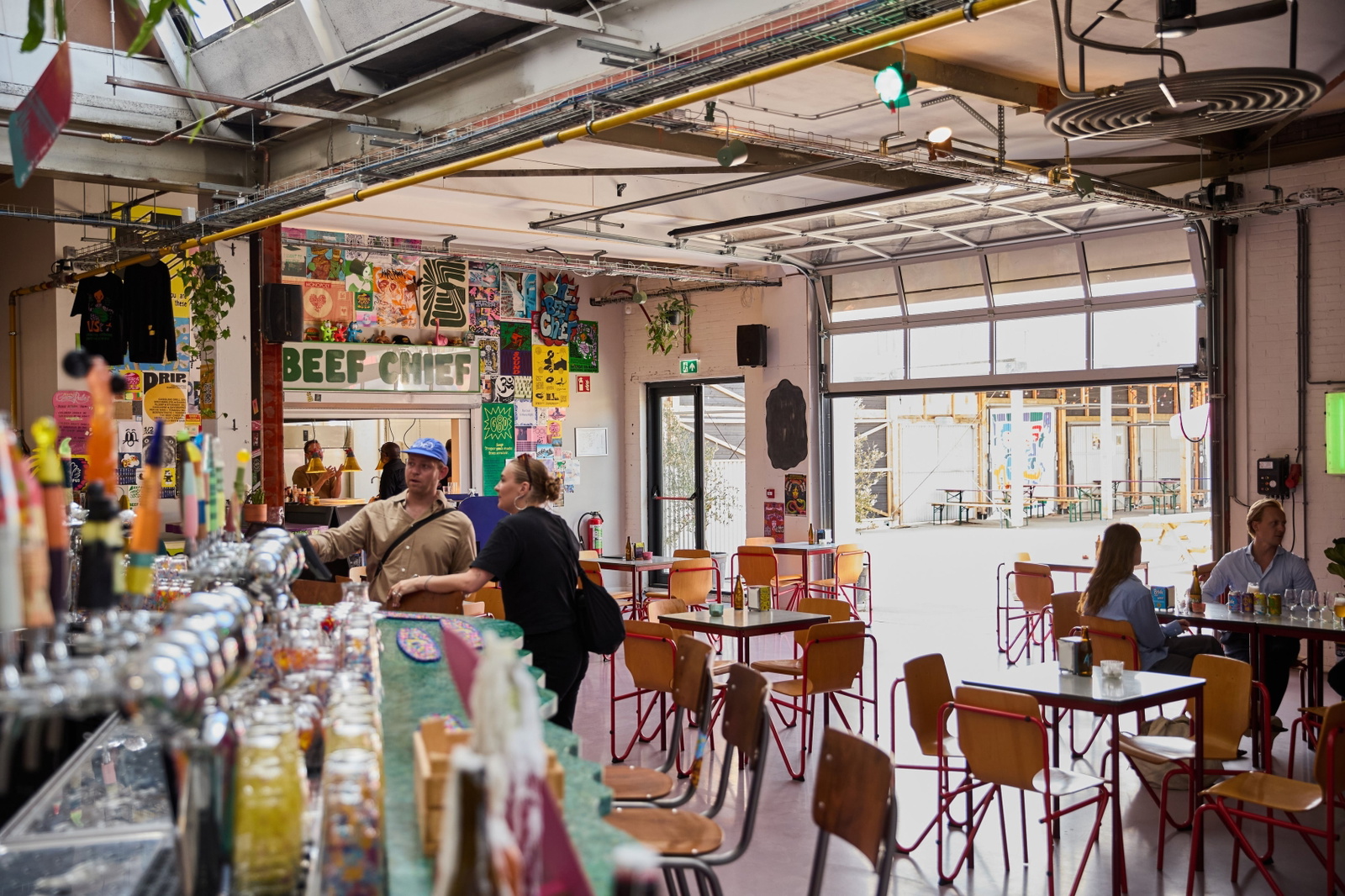 Oedipus Craft Space: Bier brouwen, drinken en live muziek