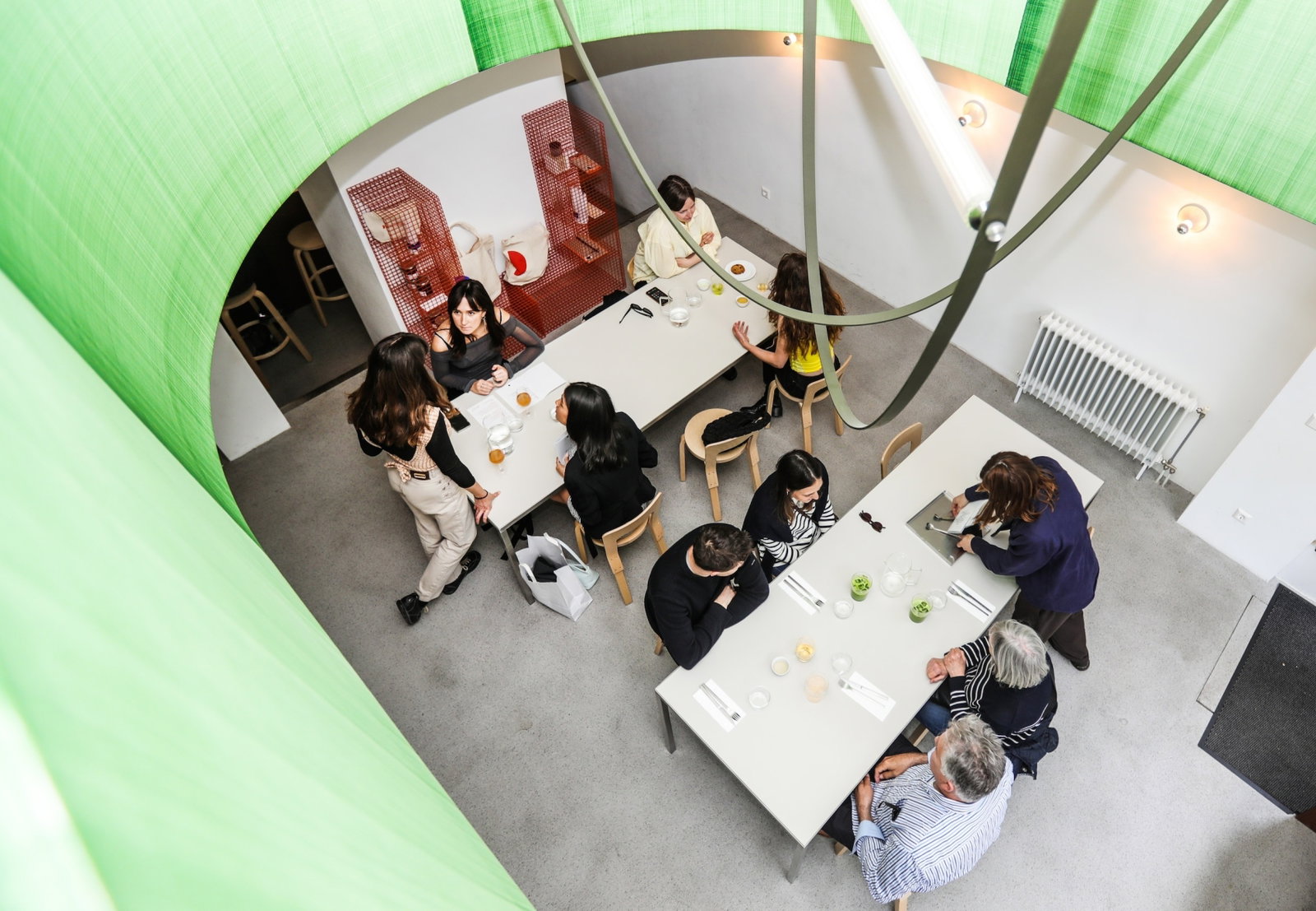 Oficina: canteen, culinary studio and store in one in De Baarsjes