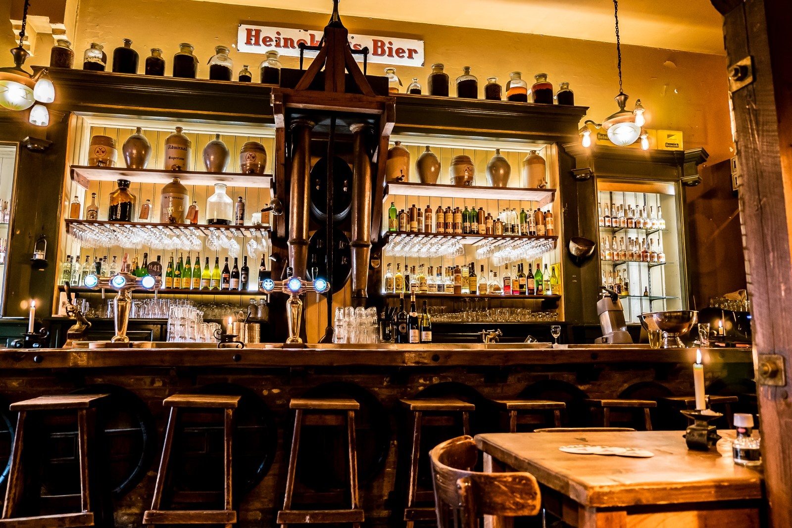 Proeflokaal A. van Wees: Jenever proeven op de Herengracht
