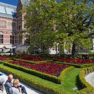 Rijksmuseum: Skip the Hall of Fame and enjoy the peace and quiet of the garden