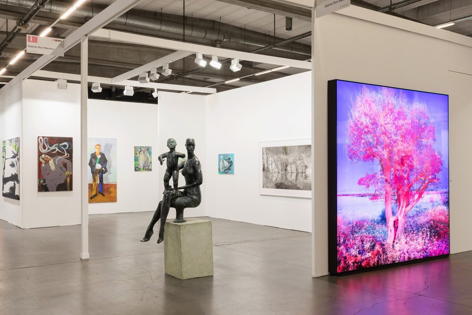 Galerie Ron Mandos: 25 jaar serieuze hedendaagse kunst