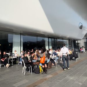 Café-Restaurant Sandberg, fijne eetplek in het Stedelijk Museum