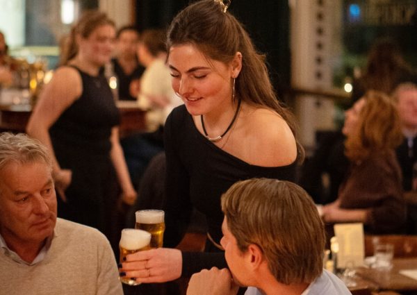 Eatery Schotsheuvel: Burgundy enjoyment in South