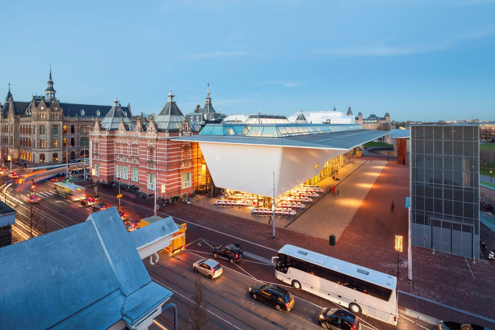stedelijk-museum-amsterdam_1