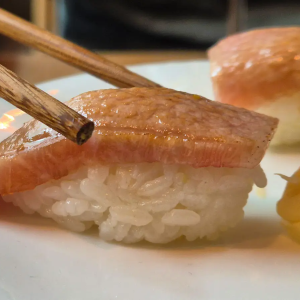 Tewatashi Omakase: Intimate Japanese sushi experience