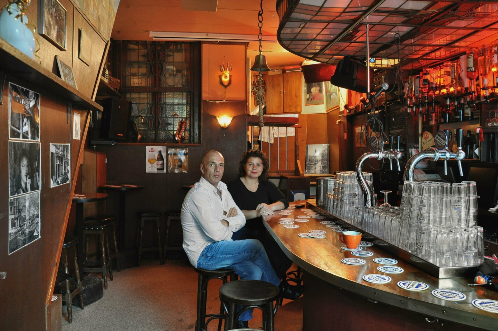 twee-zwaantjes-cafe-amsterdam_1 twee-zwaantjes-cafe-amsterdam_1
