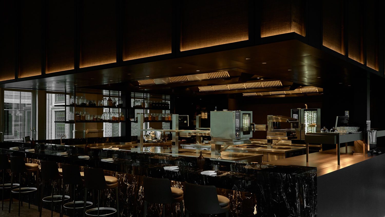 vanoost-sundays-late-lunch-restaurant-amsterdam_3