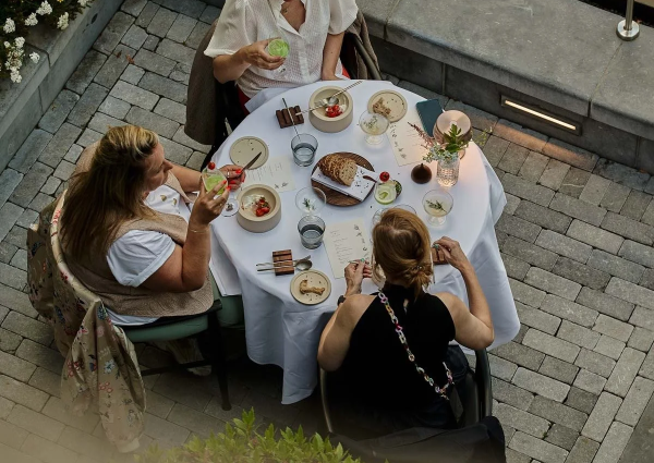 VanOost Sundays: Brunch with guest chefs near Oosterpark