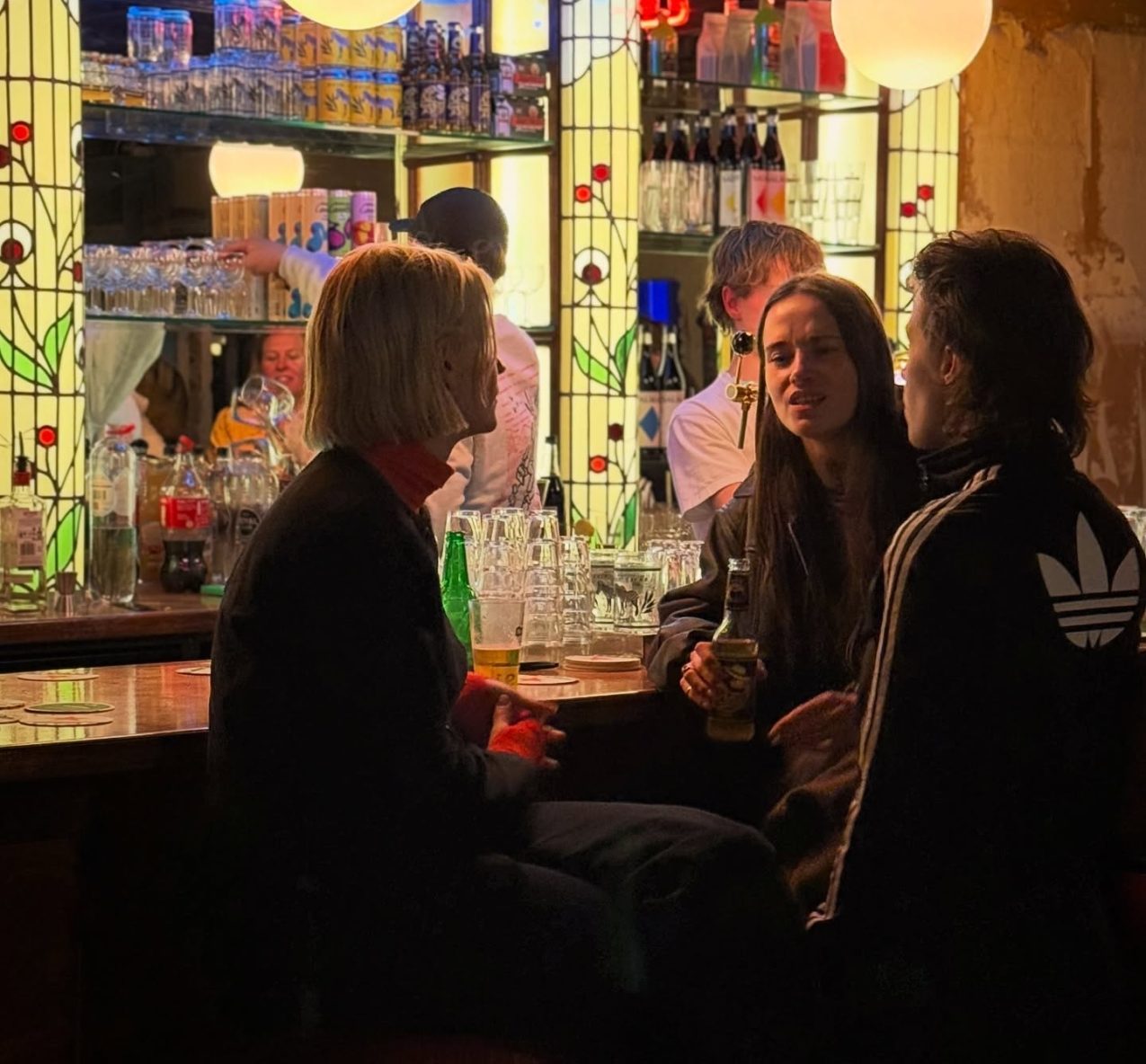 Bruine kroeg Cafe Voorwaarts geopend in Hamerkwartier